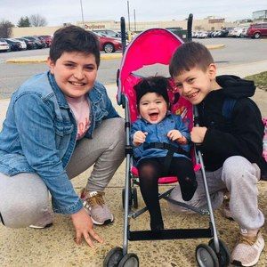 Meet your Posher, Yoly santos n